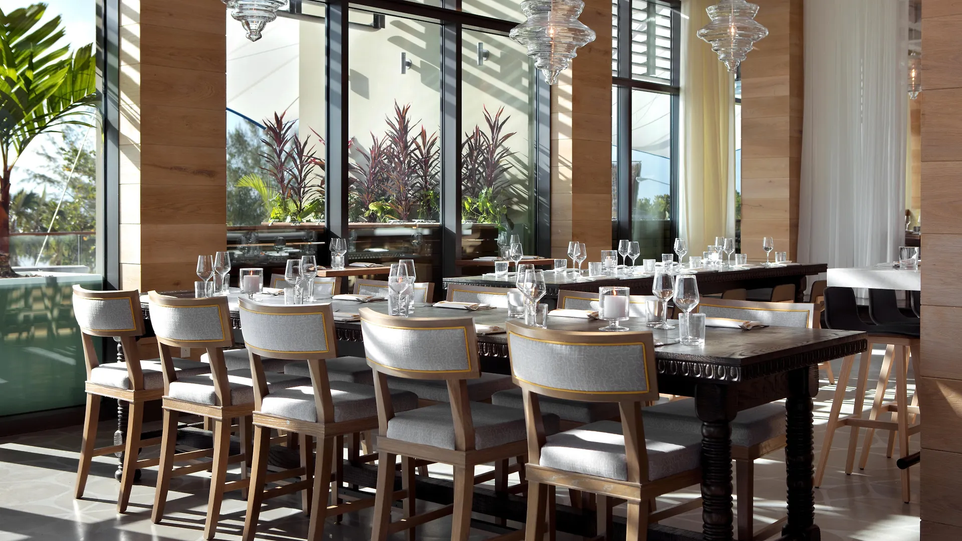 Kimpton Seafire Resort + Spa By Ihg West Bay