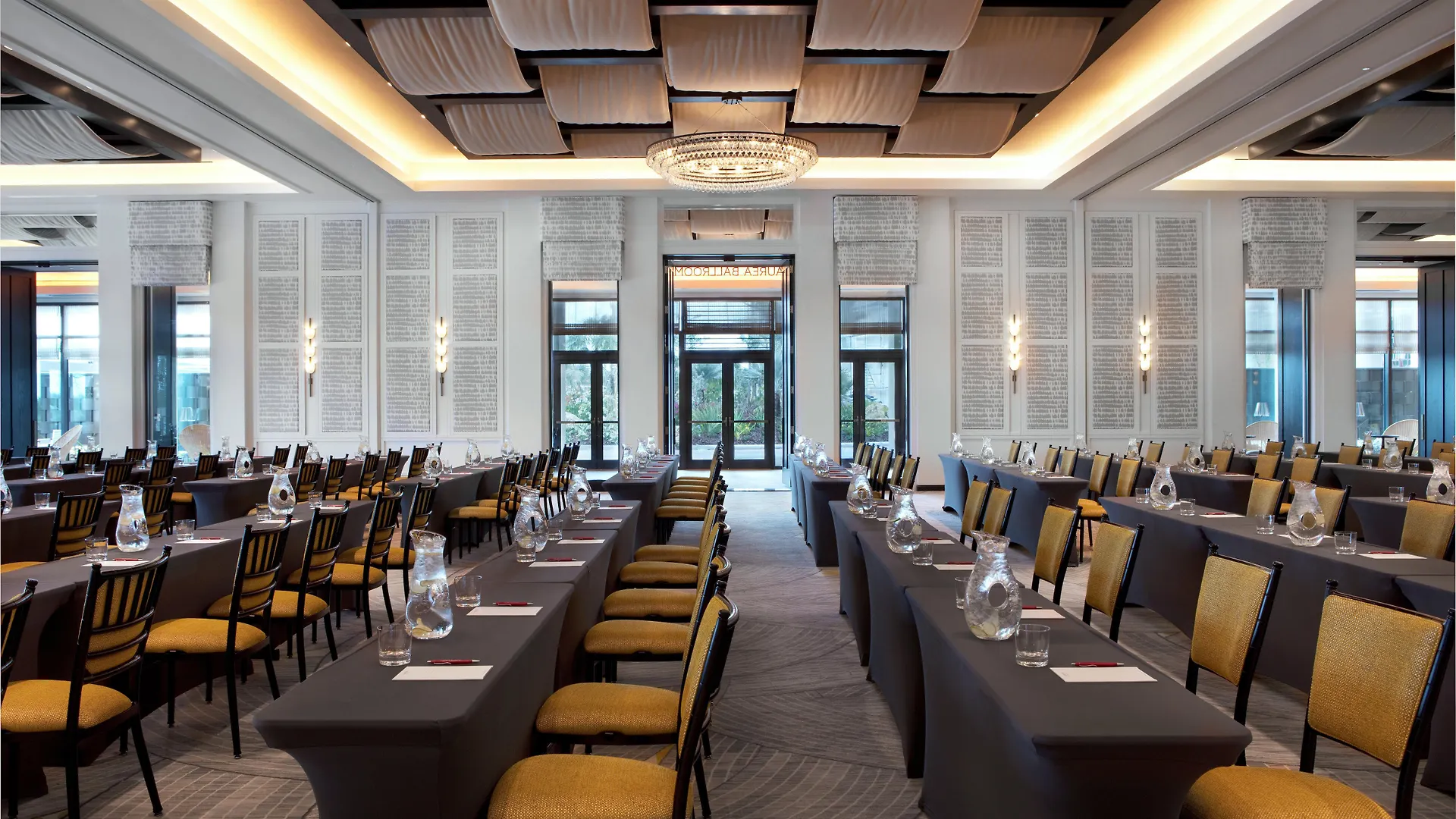 Kimpton Seafire Resort + Spa By Ihg West Bay